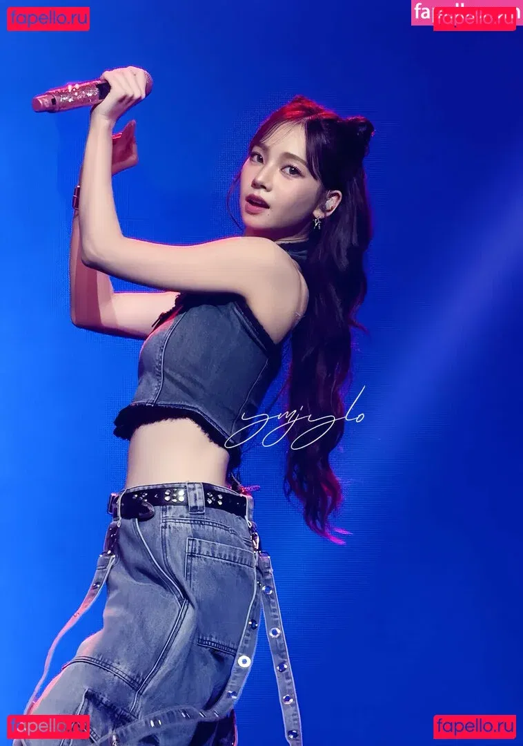 katarinabluu Onlyfans Photo Gallery 