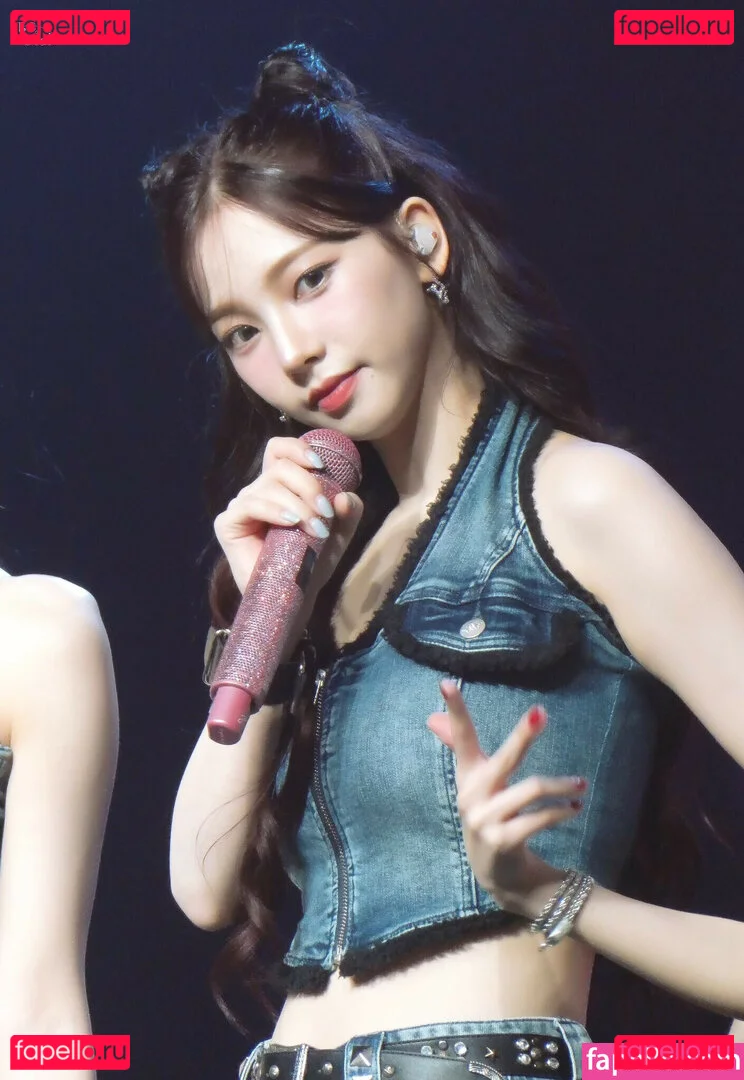 katarinabluu Onlyfans Photo Gallery 