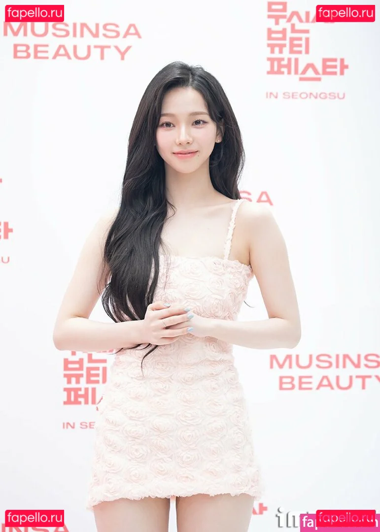 katarinabluu Onlyfans Photo Gallery 