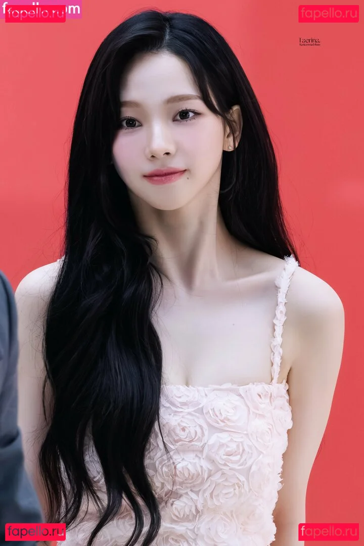 katarinabluu Onlyfans Photo Gallery 