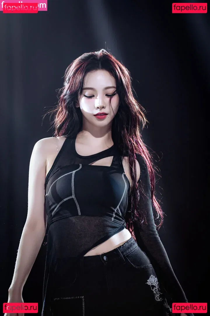 katarinabluu Onlyfans Photo Gallery 