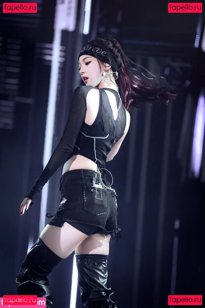 katarinabluu Onlyfans Photo Gallery 