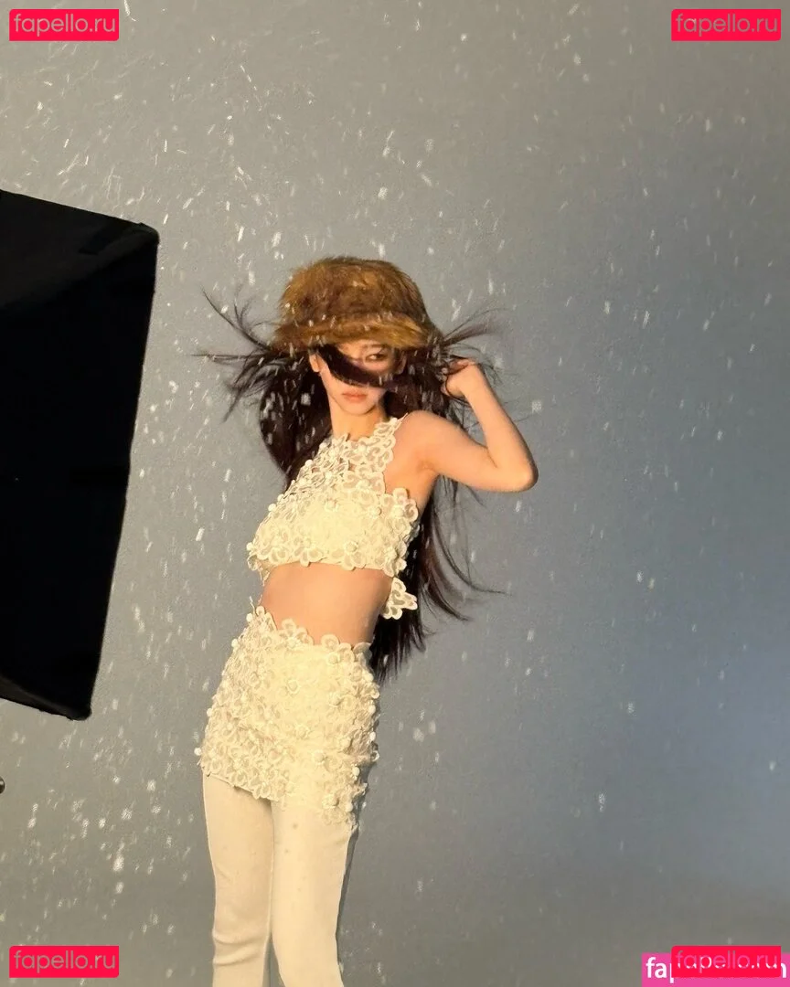 katarinabluu Onlyfans Photo Gallery 