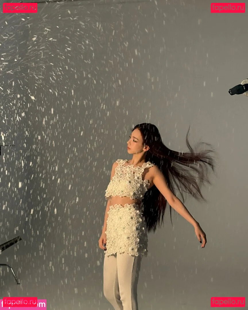 katarinabluu Onlyfans Photo Gallery 