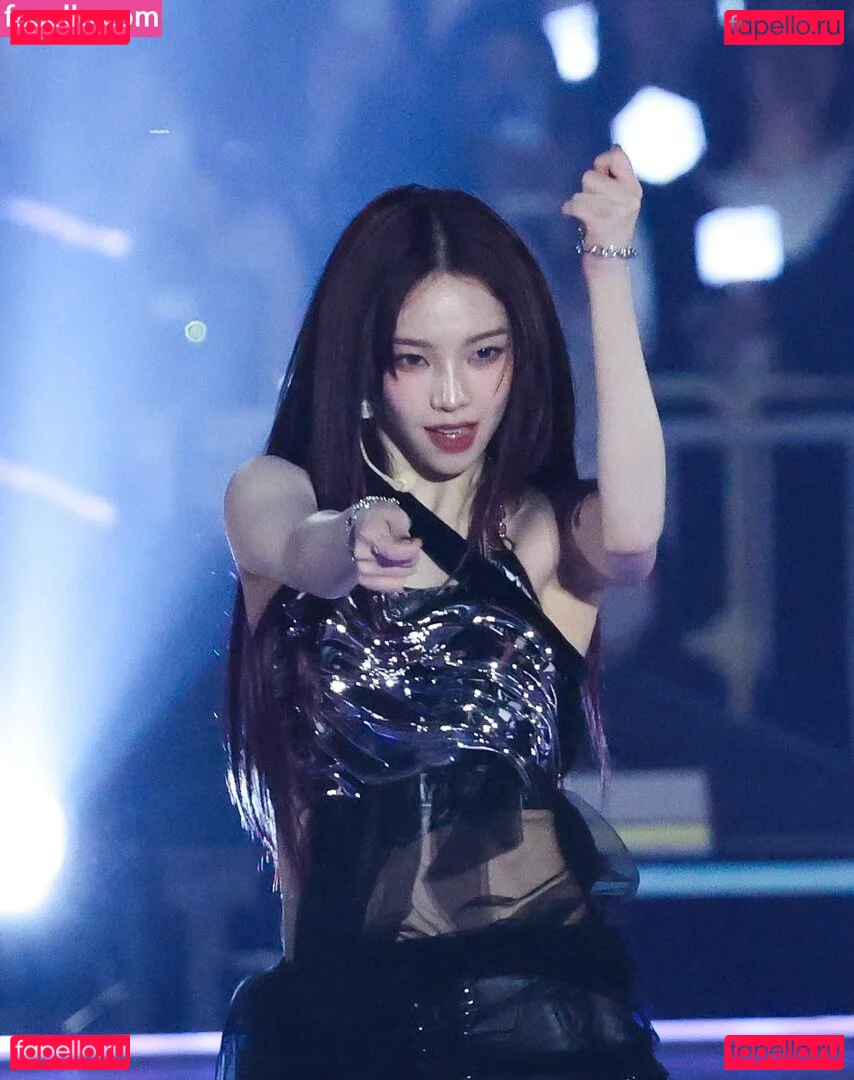 katarinabluu Onlyfans Photo Gallery 