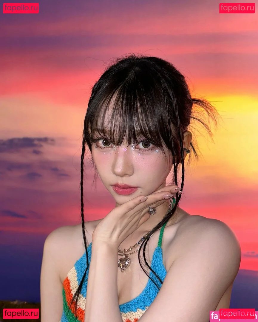 katarinabluu Onlyfans Photo Gallery 