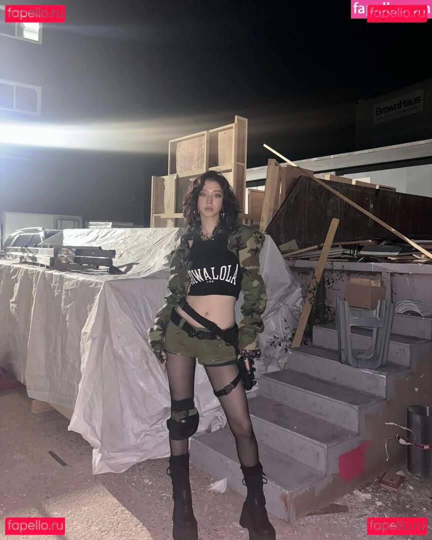 katarinabluu Onlyfans Photo Gallery 