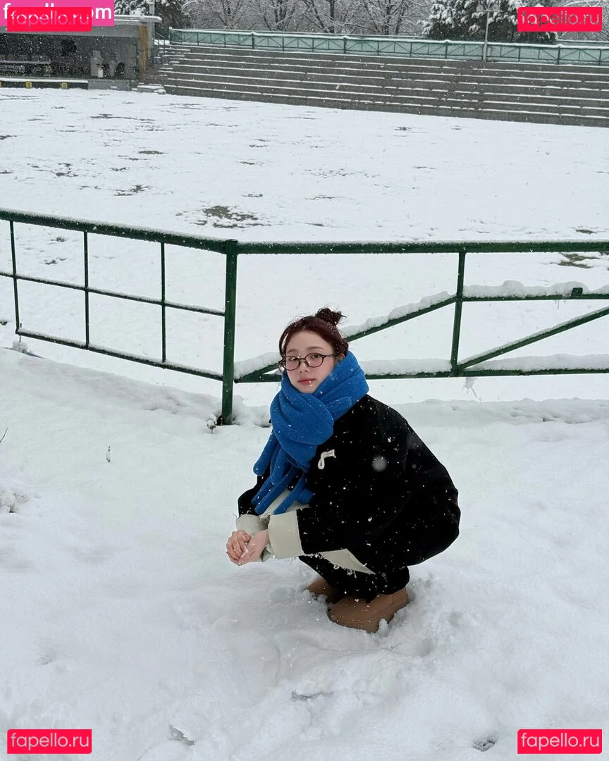 katarinabluu Onlyfans Photo Gallery 