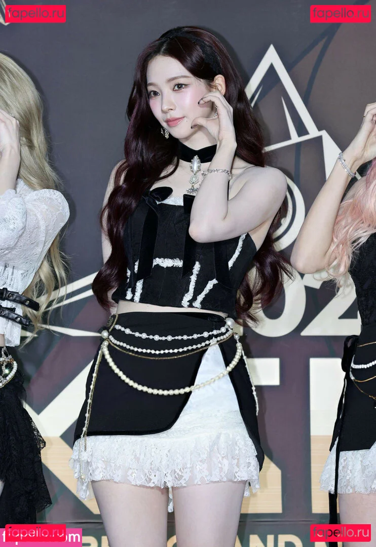 katarinabluu Onlyfans Photo Gallery 