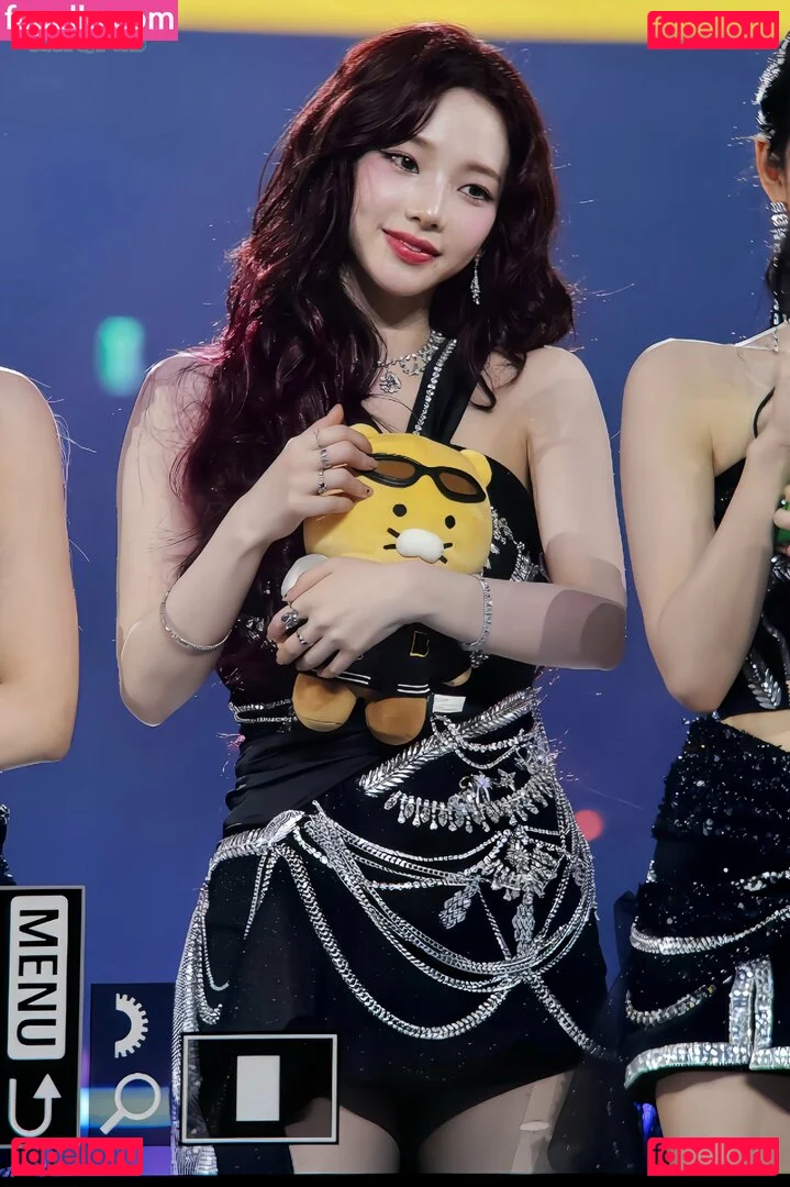 katarinabluu Onlyfans Photo Gallery 