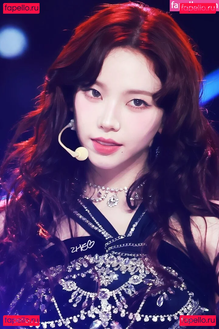 katarinabluu Onlyfans Photo Gallery 