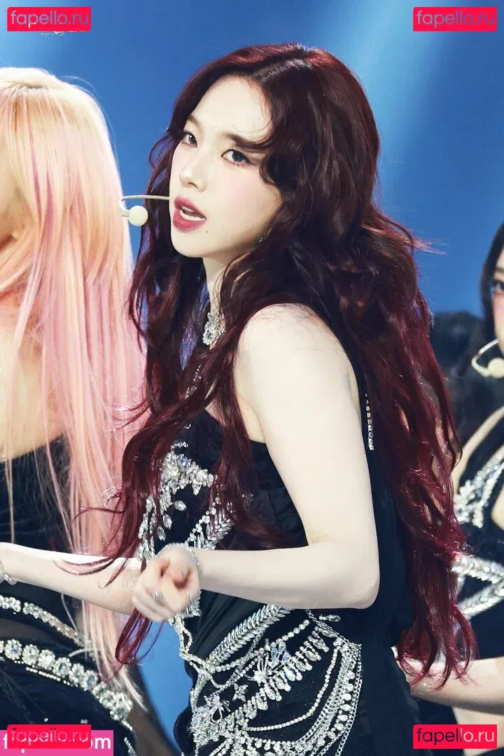 katarinabluu Onlyfans Photo Gallery 