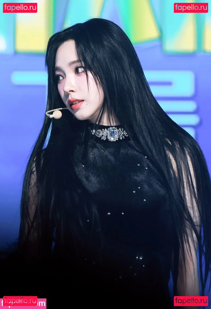 katarinabluu Onlyfans Photo Gallery 