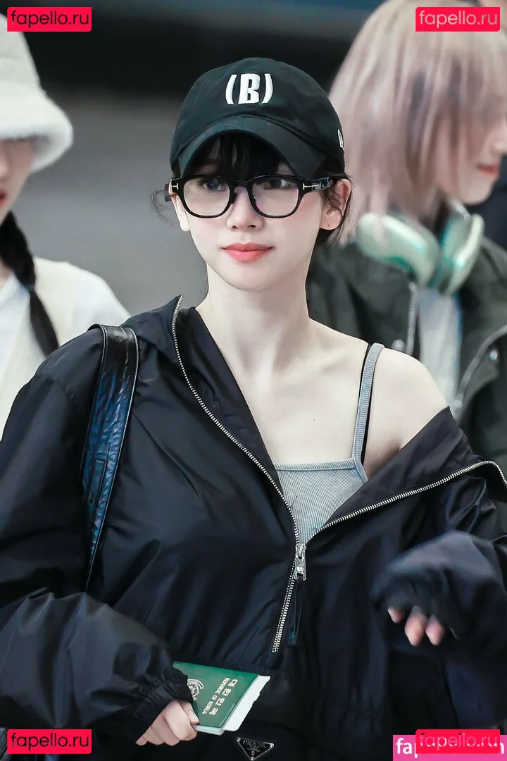 katarinabluu Onlyfans Photo Gallery 