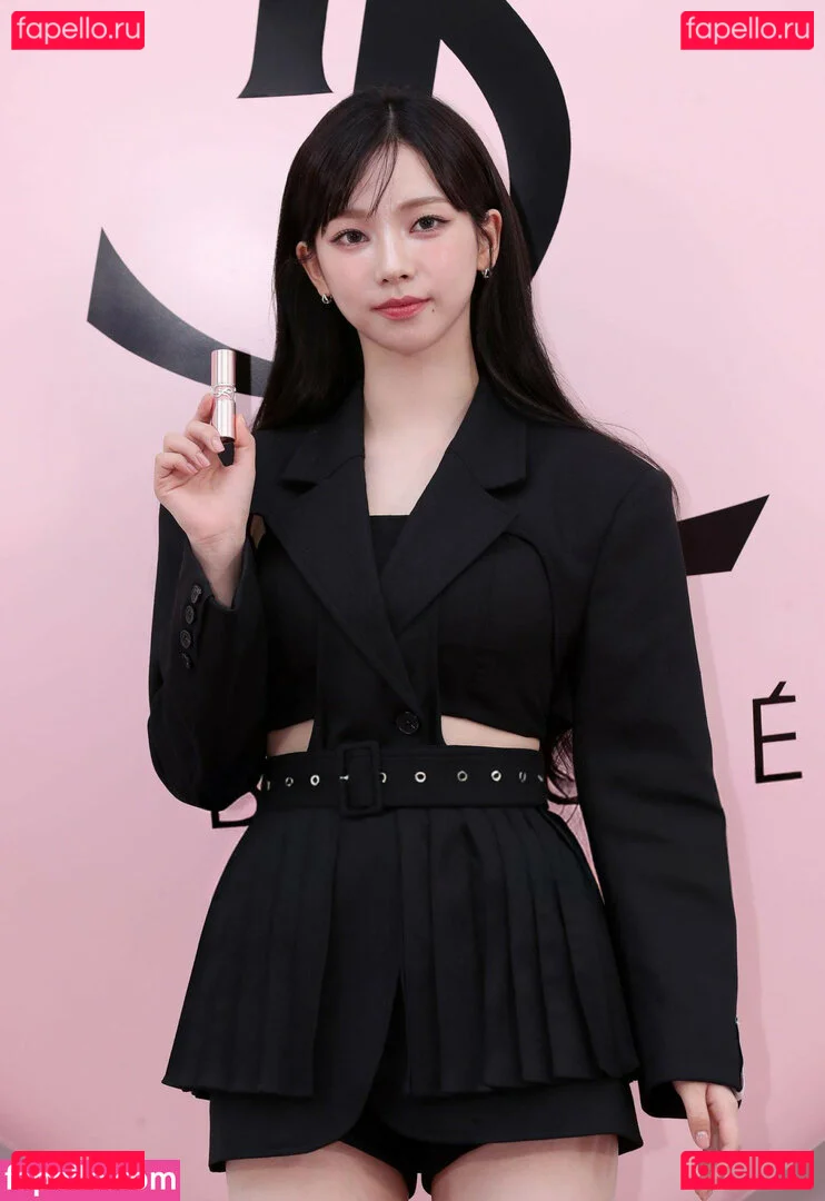 katarinabluu Onlyfans Photo Gallery 