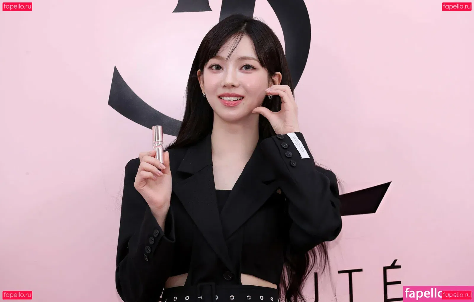 katarinabluu Onlyfans Photo Gallery 