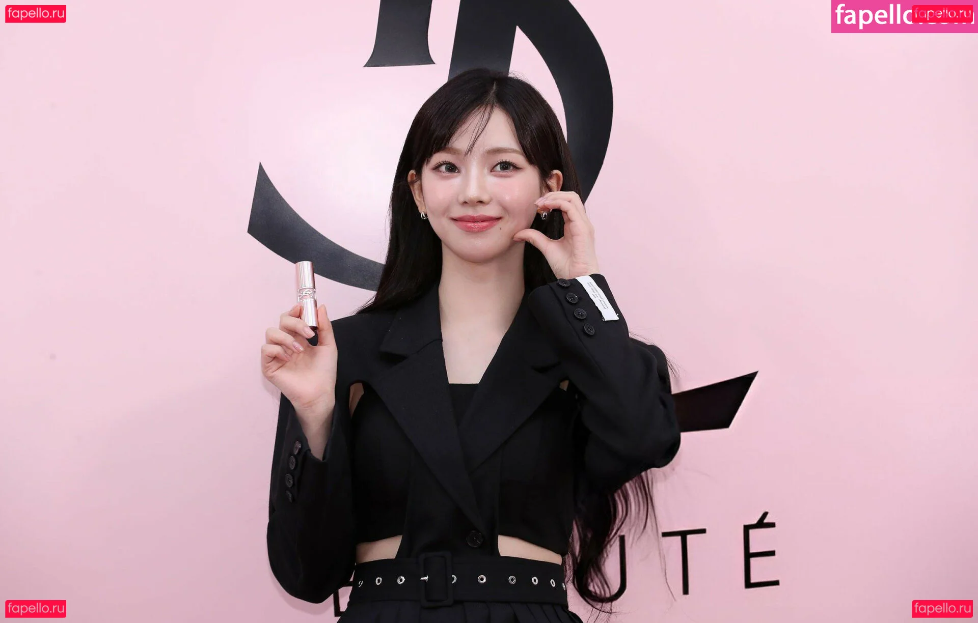 katarinabluu Onlyfans Photo Gallery 