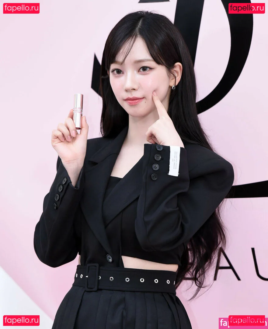 katarinabluu Onlyfans Photo Gallery 