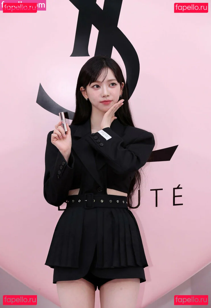 katarinabluu Onlyfans Photo Gallery 