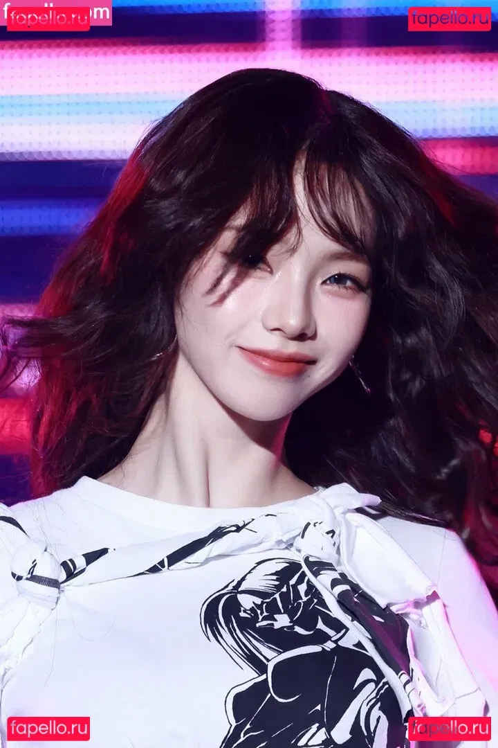 katarinabluu Onlyfans Photo Gallery 