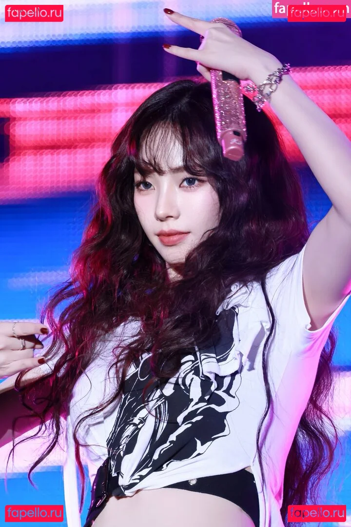 katarinabluu Onlyfans Photo Gallery 