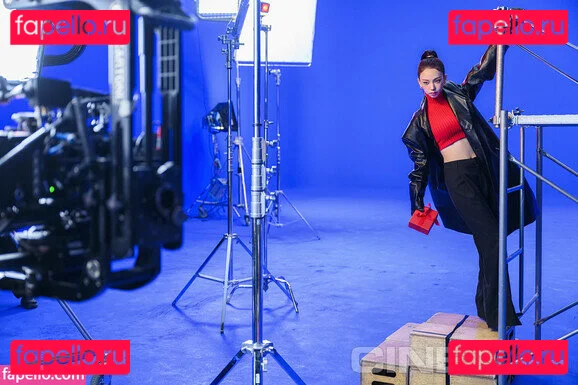 katarinabluu Onlyfans Photo Gallery 