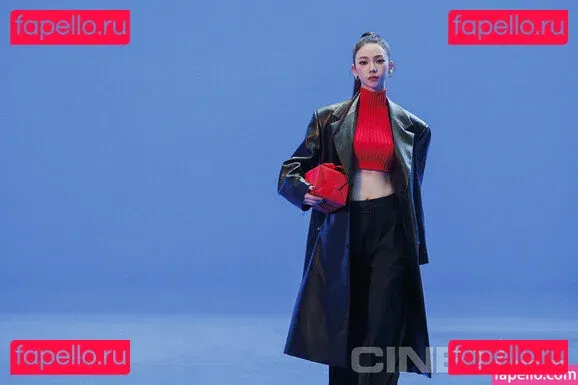 katarinabluu Onlyfans Photo Gallery 