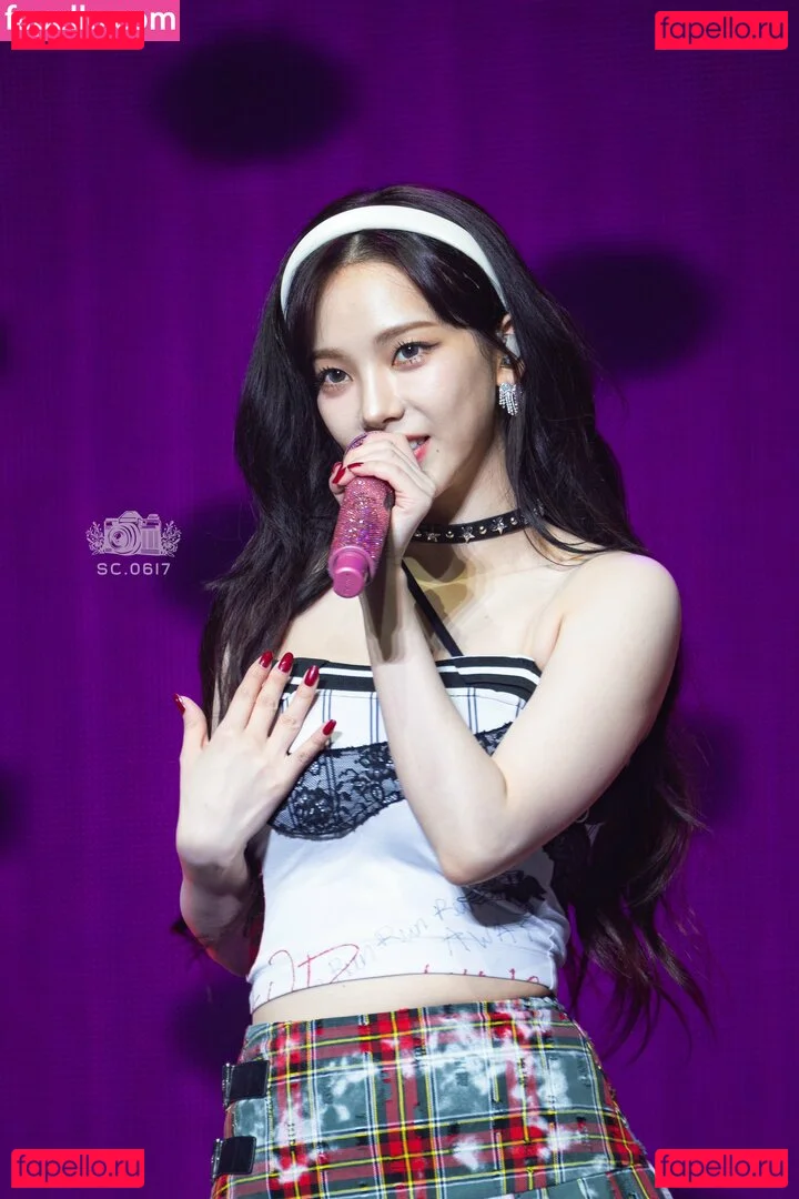 katarinabluu Onlyfans Photo Gallery 