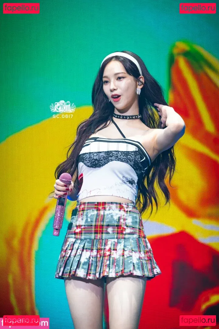 katarinabluu Onlyfans Photo Gallery 