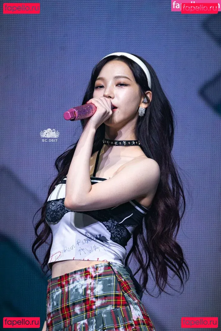 katarinabluu Onlyfans Photo Gallery 