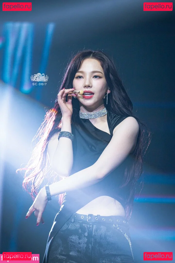 katarinabluu Onlyfans Photo Gallery 