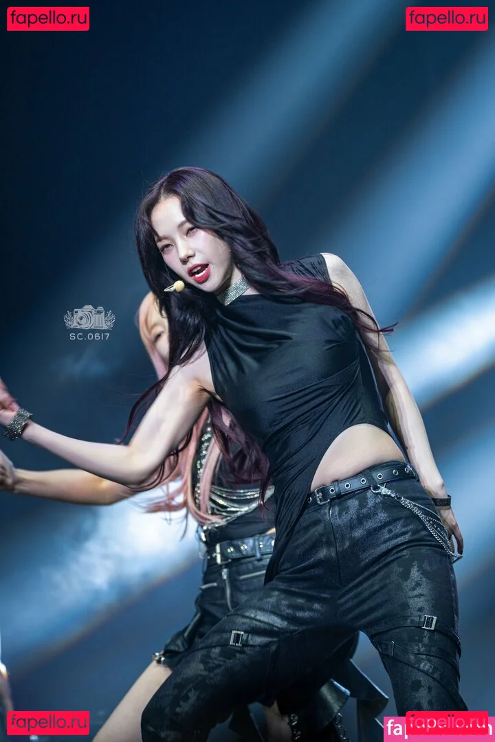 katarinabluu Onlyfans Photo Gallery 