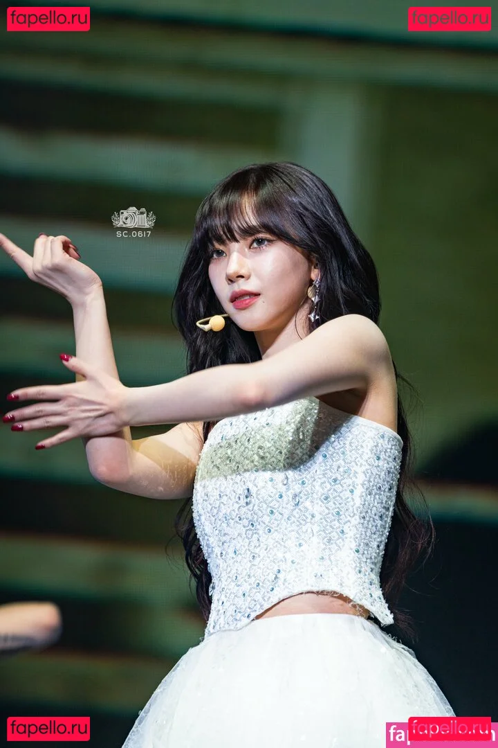 katarinabluu Onlyfans Photo Gallery 