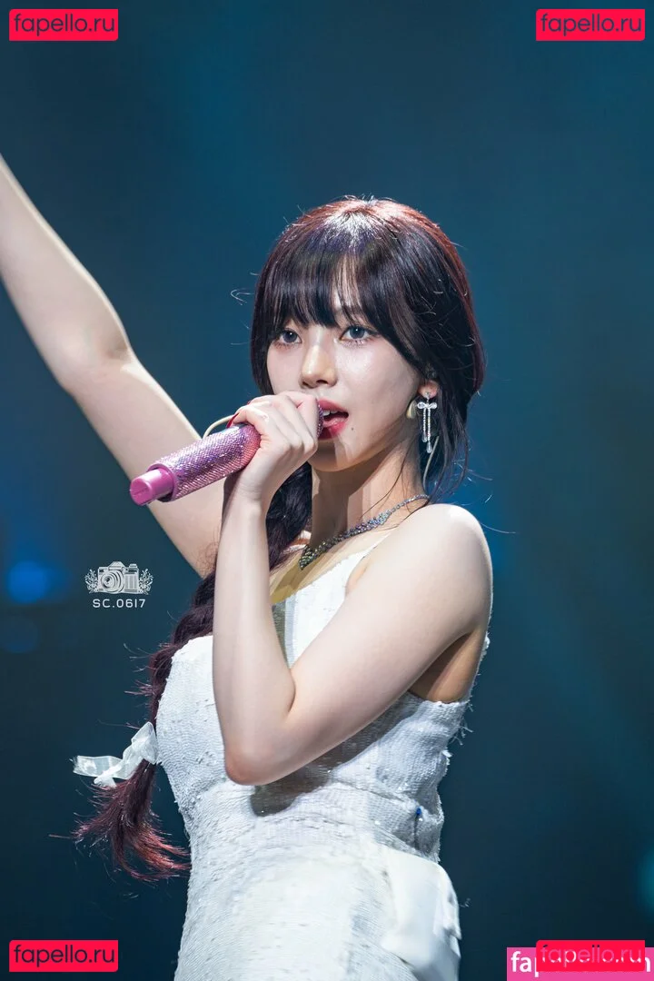 katarinabluu Onlyfans Photo Gallery 