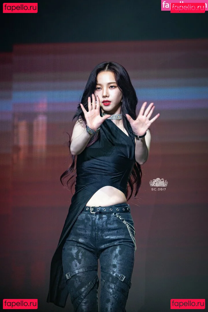 katarinabluu Onlyfans Photo Gallery 