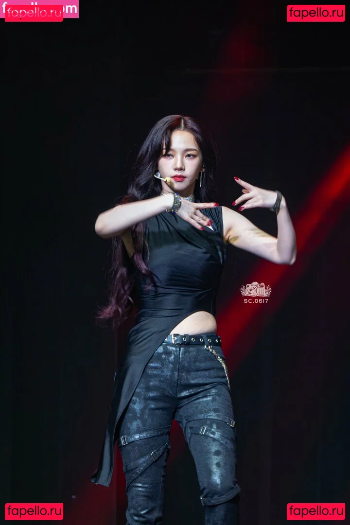 katarinabluu Onlyfans Photo Gallery 