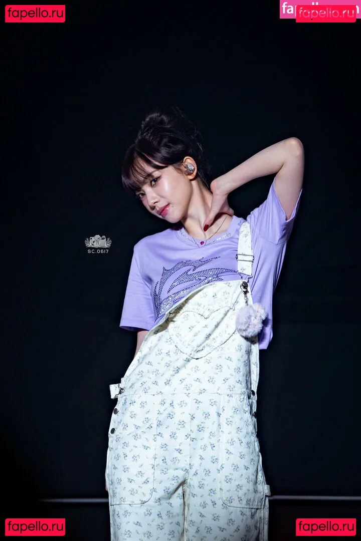 katarinabluu Onlyfans Photo Gallery 