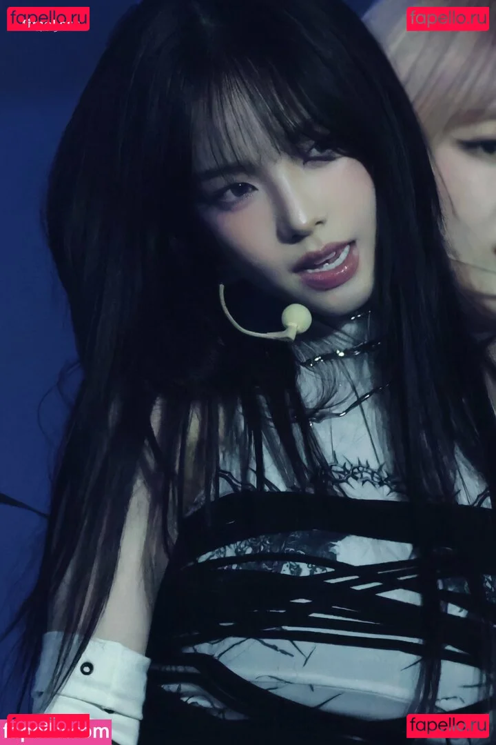 katarinabluu Onlyfans Photo Gallery 