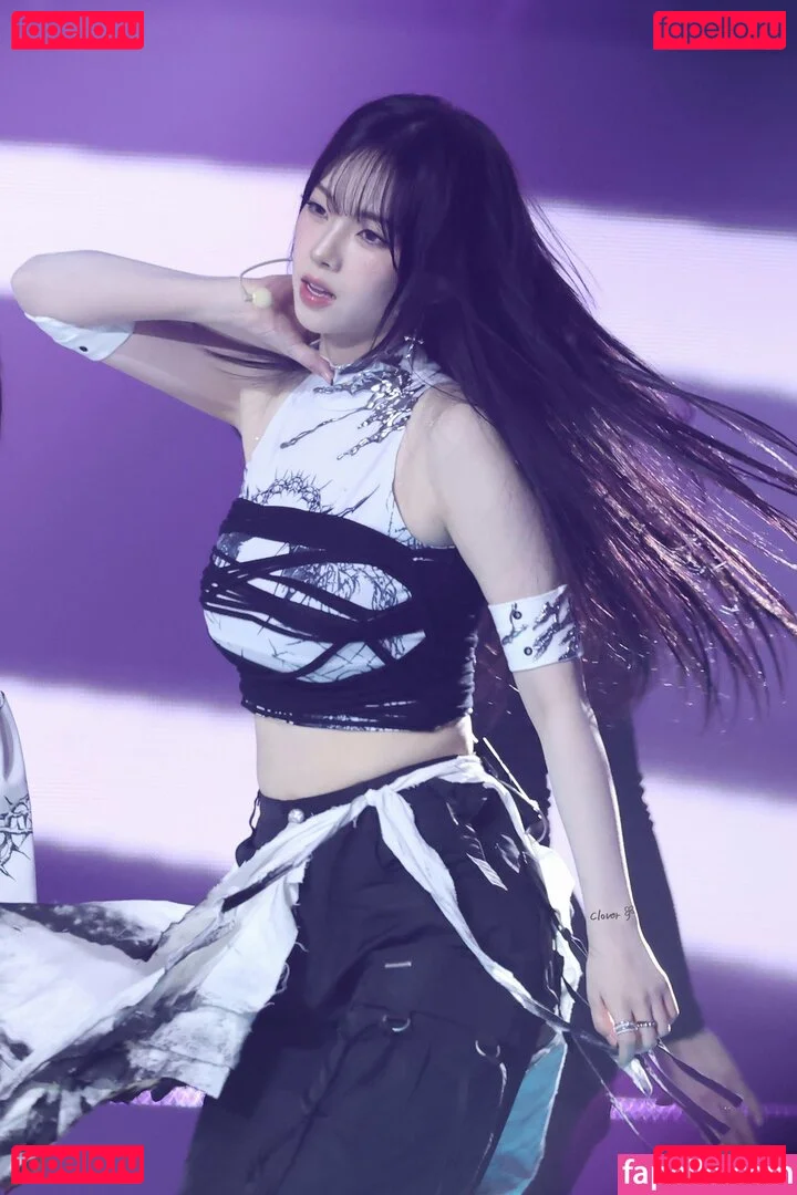 katarinabluu Onlyfans Photo Gallery 