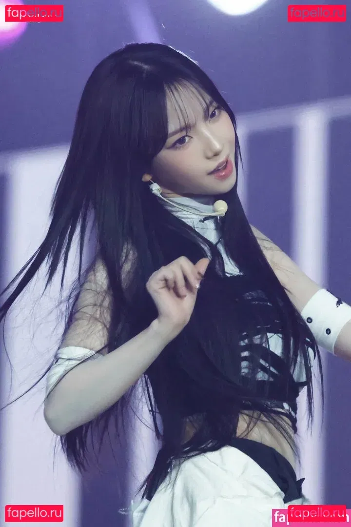 katarinabluu Onlyfans Photo Gallery 