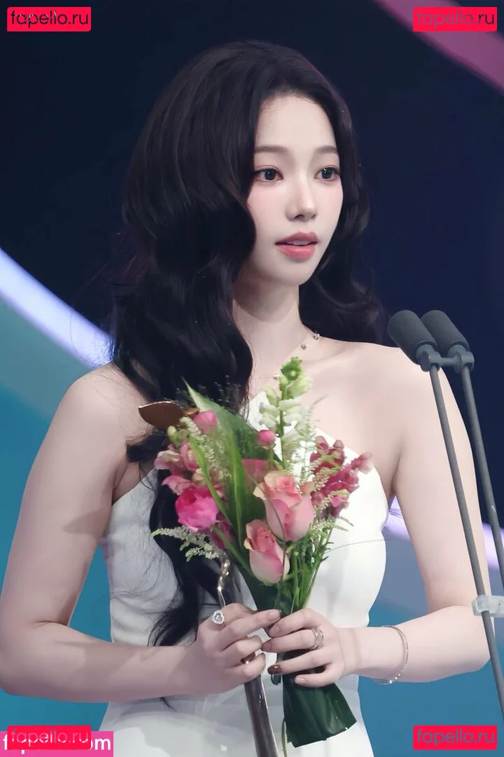 katarinabluu Onlyfans Photo Gallery 