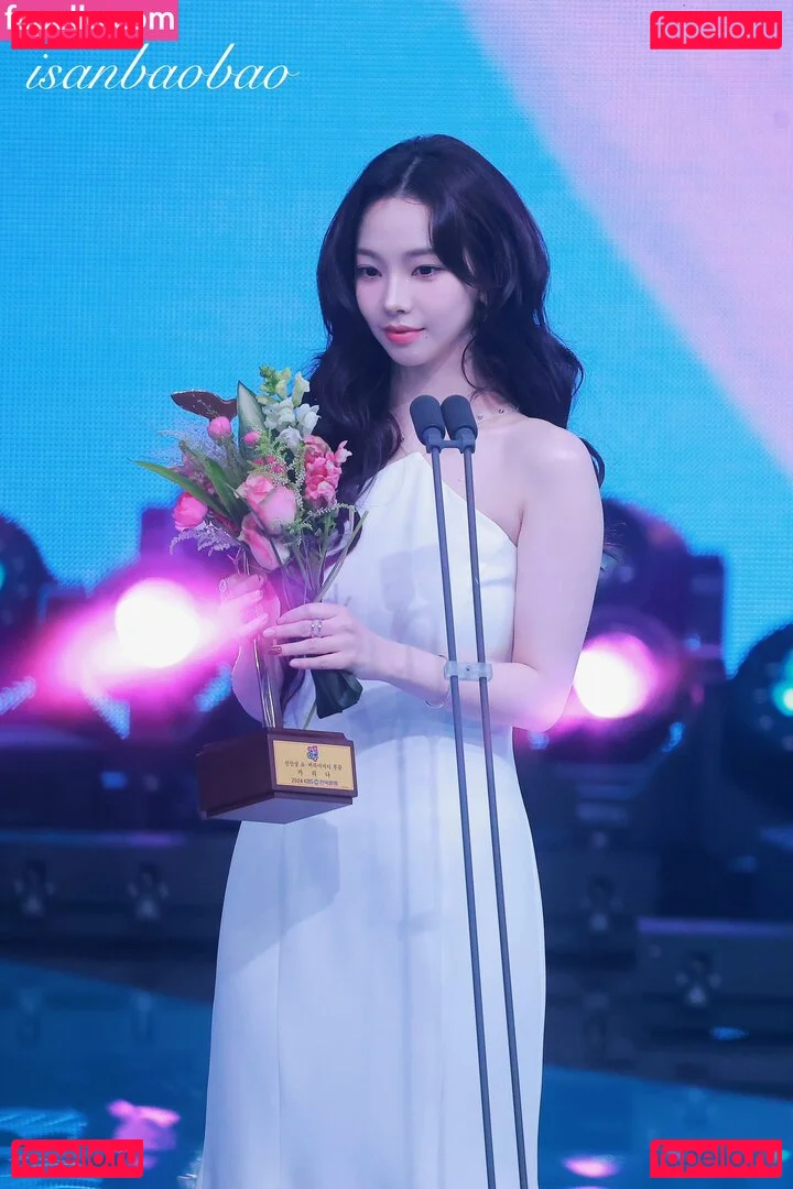 katarinabluu Onlyfans Photo Gallery 