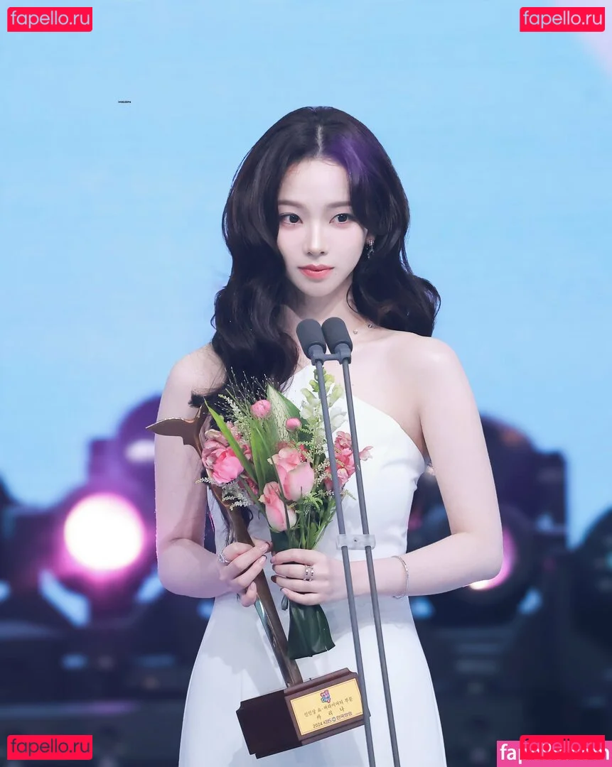 katarinabluu Onlyfans Photo Gallery 