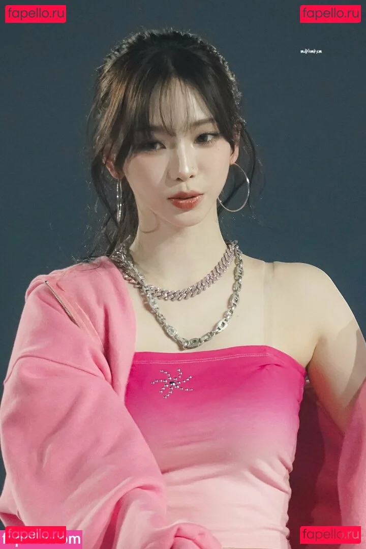 katarinabluu Onlyfans Photo Gallery 