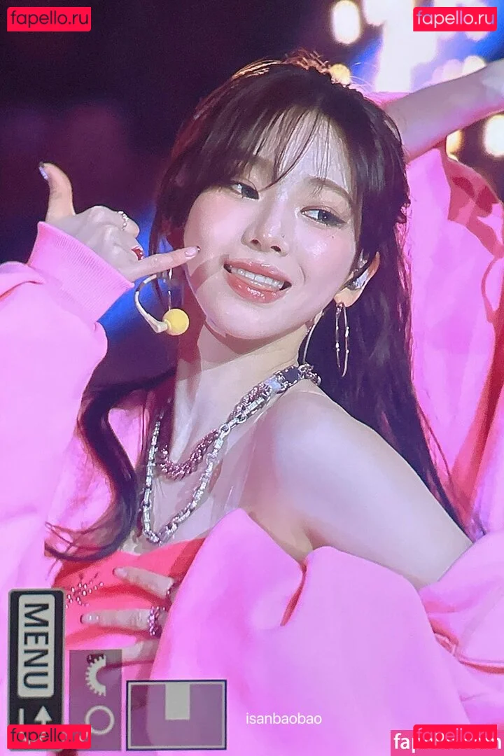 katarinabluu Onlyfans Photo Gallery 