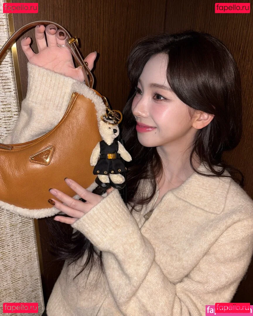 katarinabluu Onlyfans Photo Gallery 