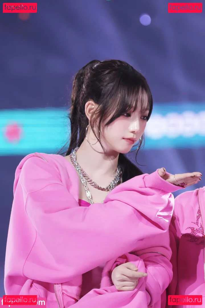 katarinabluu Onlyfans Photo Gallery 