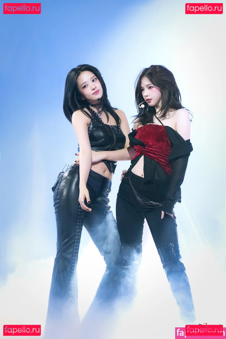 katarinabluu Onlyfans Photo Gallery 