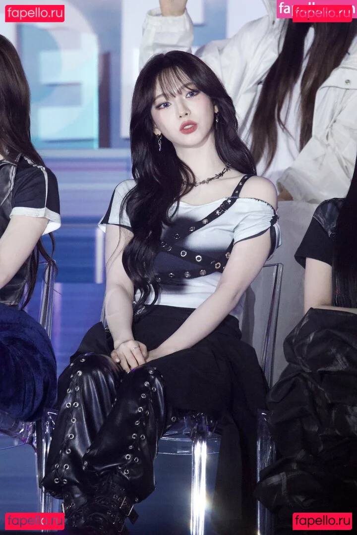 katarinabluu Onlyfans Photo Gallery 