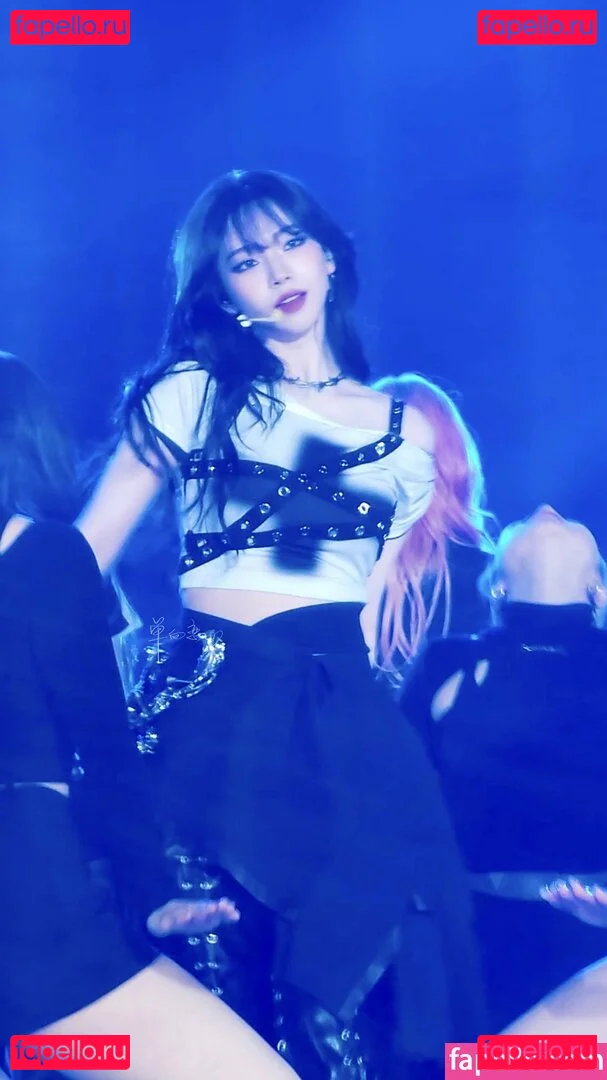 katarinabluu Onlyfans Photo Gallery 